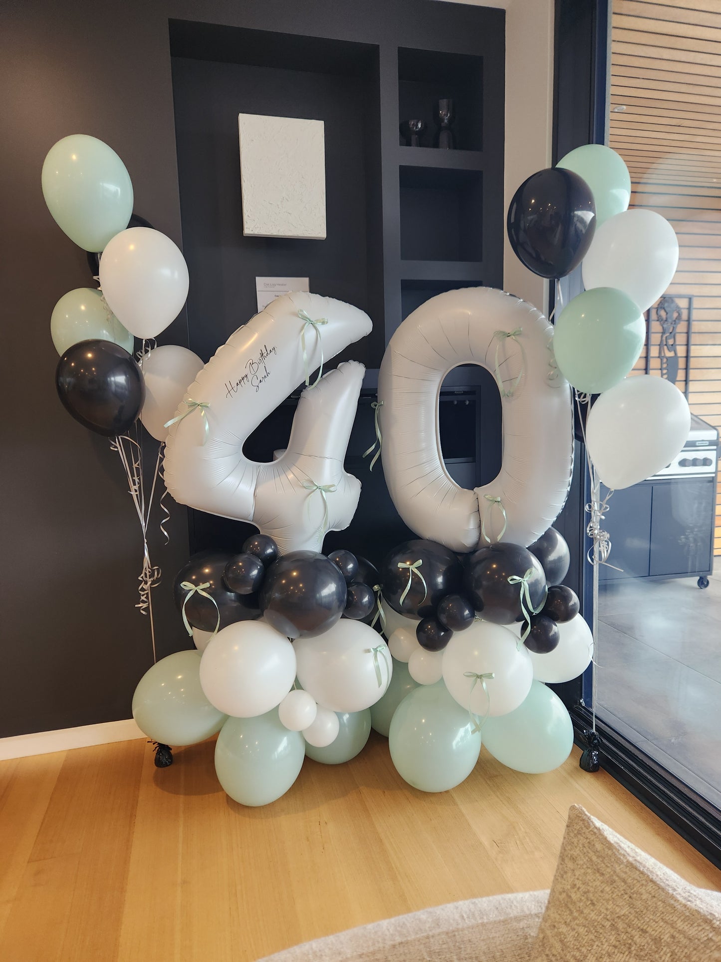 Party Bundle: Marquee with ribbons + Helium Bouquets